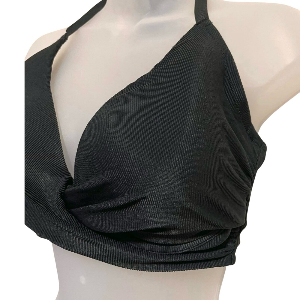 Shade and Shore Ribbed Twist Wrap-Front Bikini Top - Picture 8 of 11